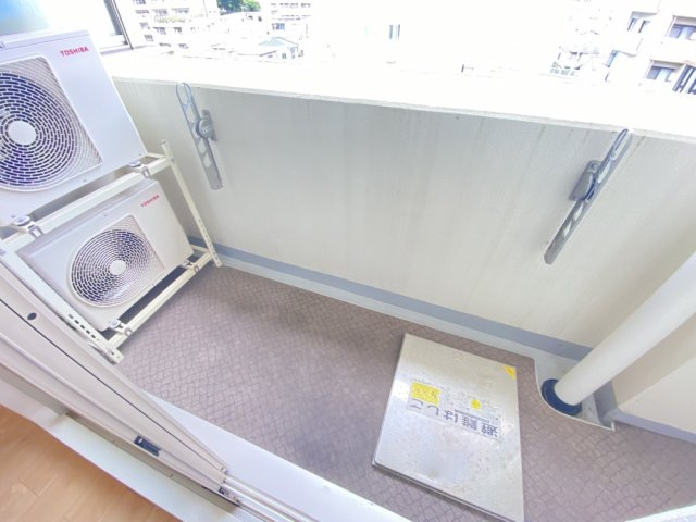 西宮市津門西口町の賃貸マンションのバルコニー
