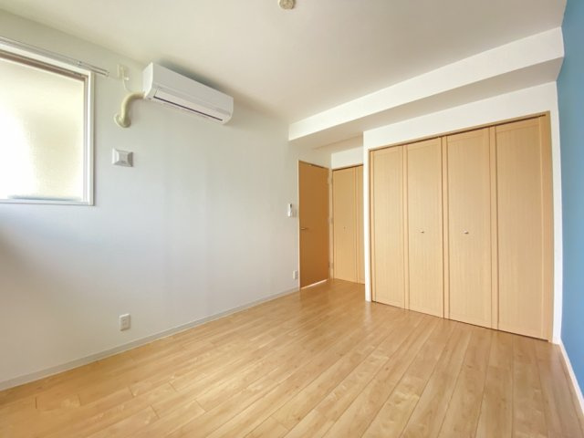 西宮市津門西口町の賃貸マンションの居間・リビング