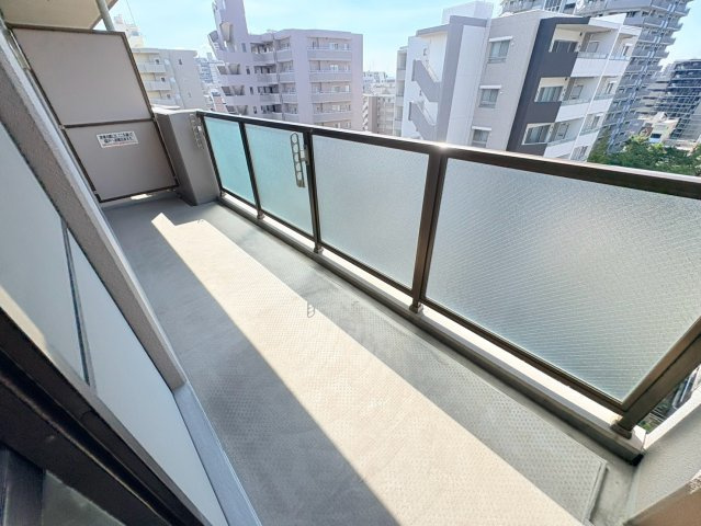西宮市津門大塚町の賃貸マンションのバルコニー