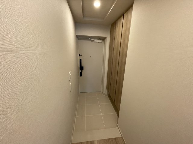 芦屋市朝日ケ丘町の賃貸マンションの玄関