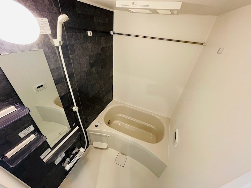 西宮市郷免町の賃貸マンションの浴室