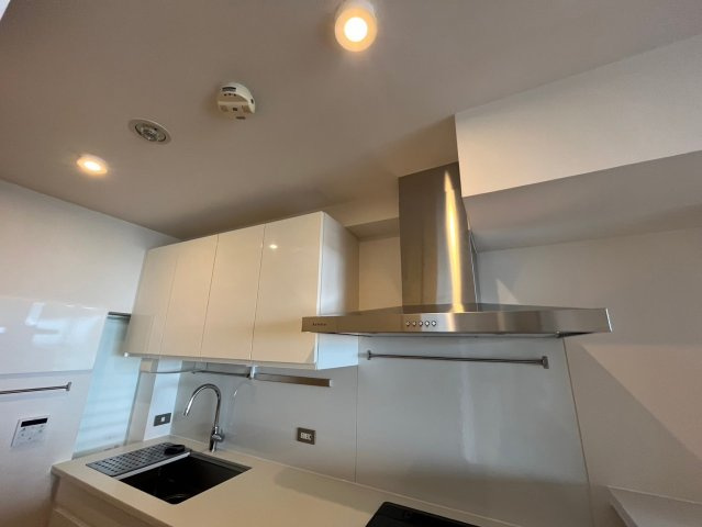 芦屋市朝日ケ丘町の賃貸マンションのキッチン