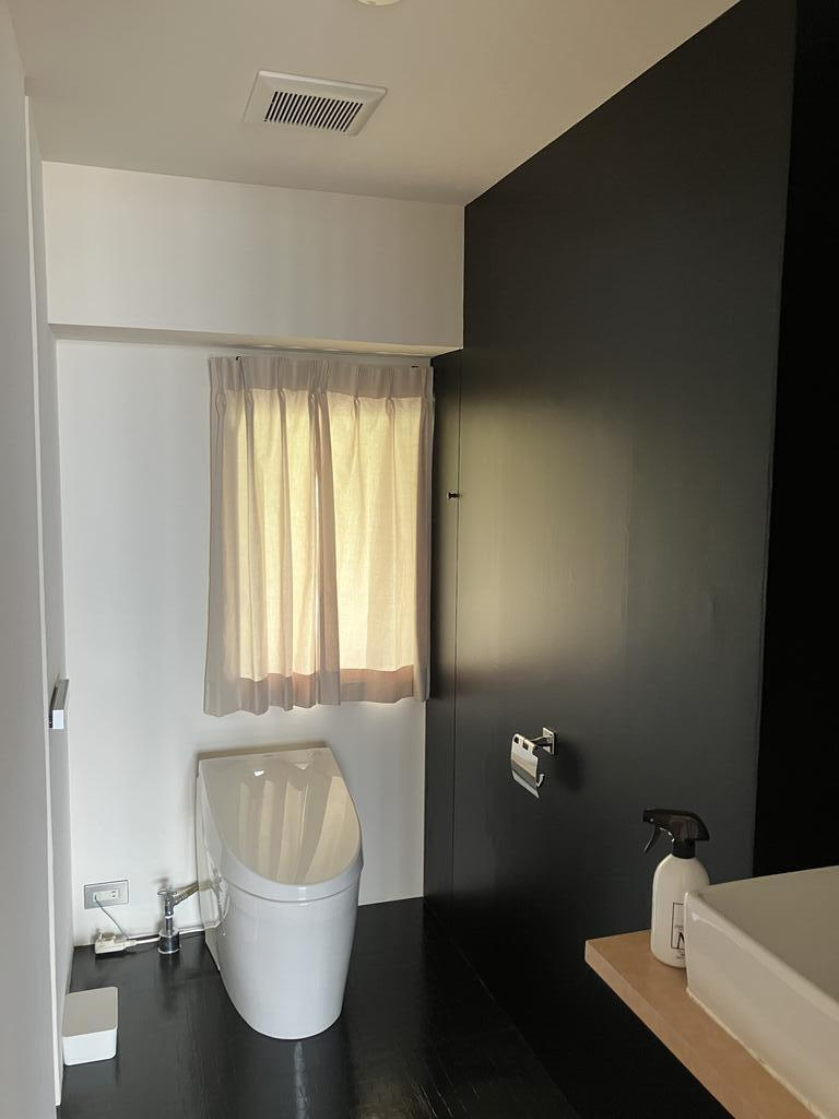 芦屋市朝日ケ丘町の賃貸マンションのトイレ