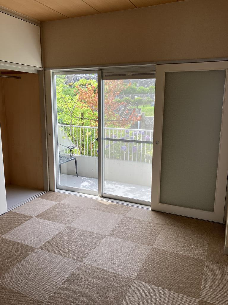 芦屋市朝日ケ丘町の賃貸マンションの居間・リビング