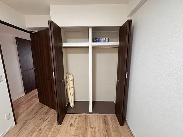 神戸市東灘区御影山手１丁目の賃貸マンションの収納
