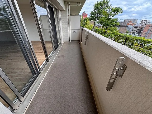 神戸市東灘区御影山手１丁目の賃貸マンションのバルコニー