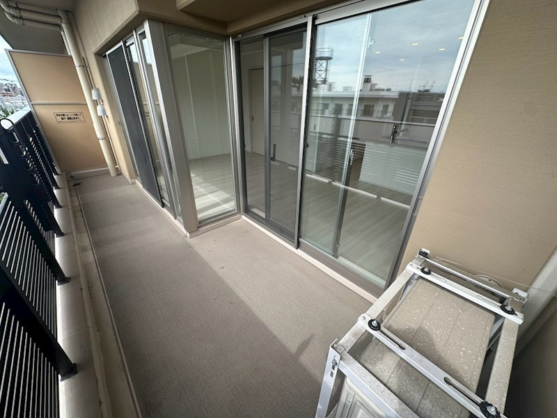 神戸市東灘区住吉東町２丁目の賃貸マンションのバルコニー