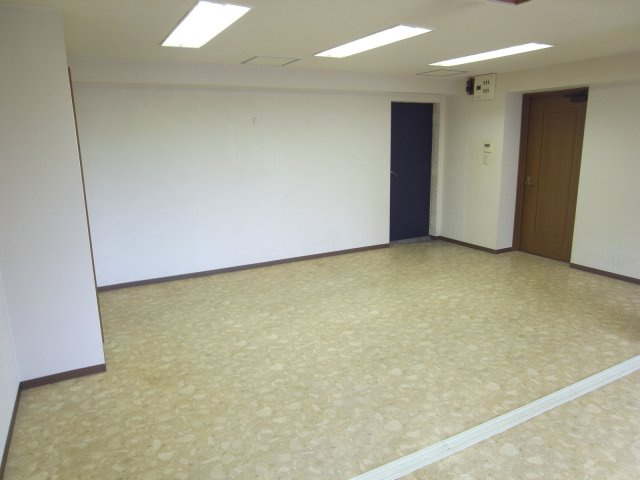 宝塚市中州１丁目の倉庫