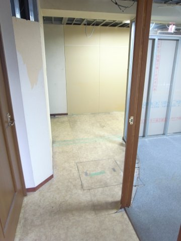 宝塚市中州１丁目の倉庫