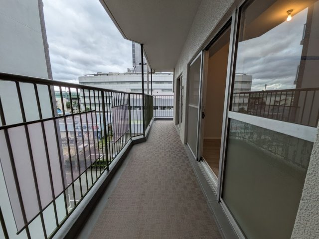 日商岩井守口太子橋マンションのバルコニー