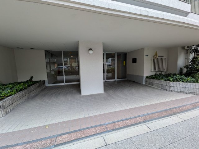 日商岩井守口太子橋マンションの外観