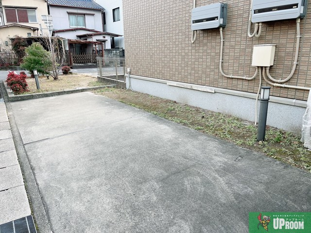 パストラル楠の駐車場