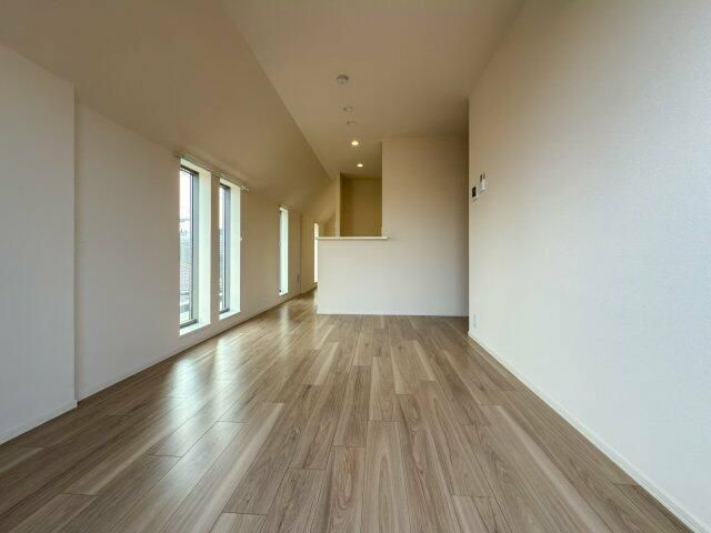 Ｍａｉｓｏｎ　Ｓａｇｅ　Ｙｕｔｅｎｊｉのエントランス|ゆとりのあるエントランスです