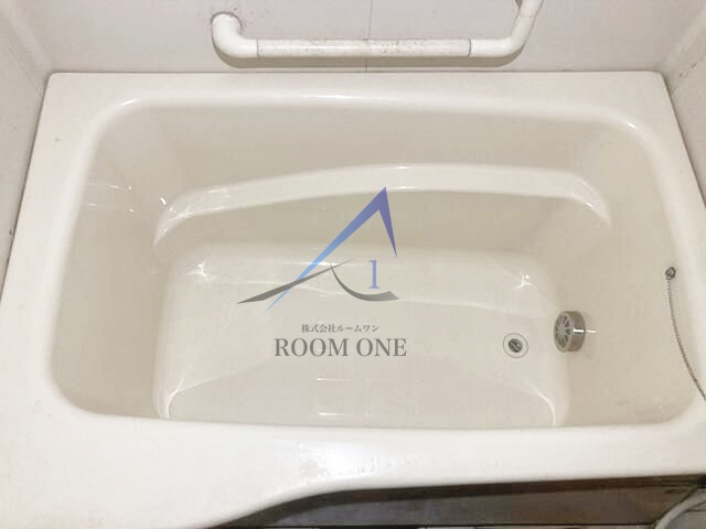 グランドゥール三園の浴室|お風呂です。