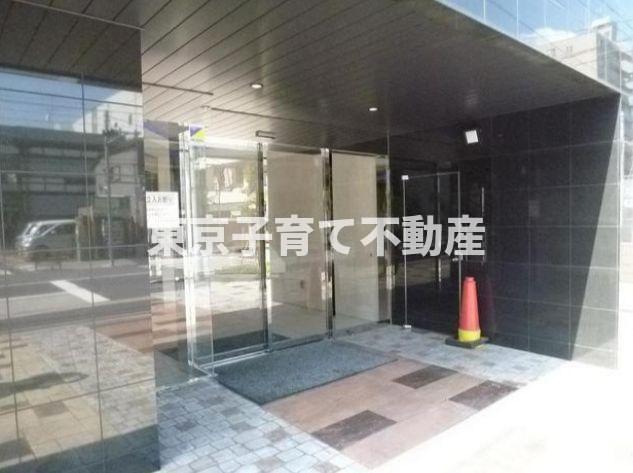 フォレンツタワー文京千石のエントランス