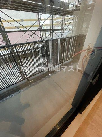 大阪市浪速区浪速東２丁目の賃貸マンションのバルコニー