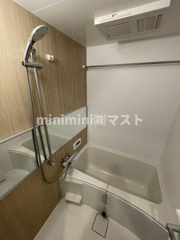 大阪市浪速区浪速東２丁目の賃貸マンションの浴室
