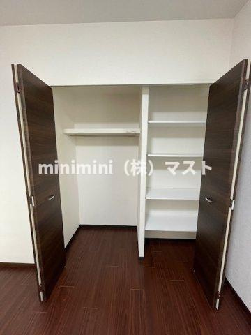 大阪市浪速区元町２丁目の賃貸マンションの収納