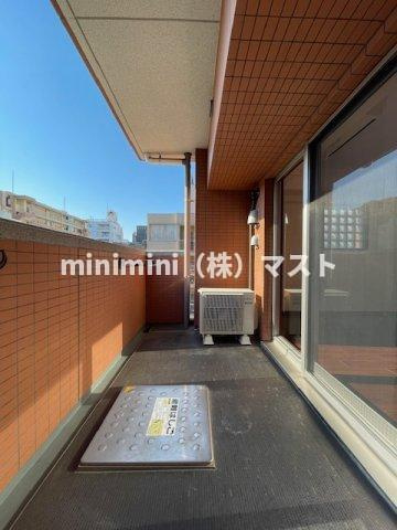 大阪市浪速区元町２丁目の賃貸マンションのバルコニー