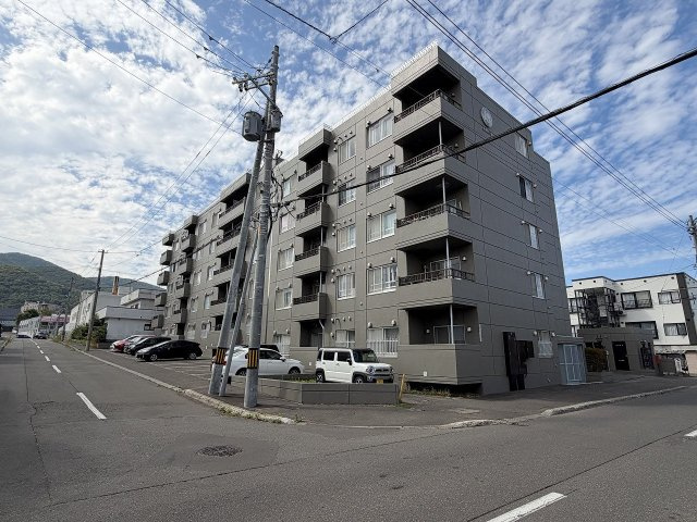 ハウスオブリザ稲穂の外観|当社売主物件・仲介r不要で購入時の諸費用が抑えられます♪