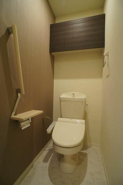 ヴォーヌング平町１のトイレ|清潔感のあるトイレです