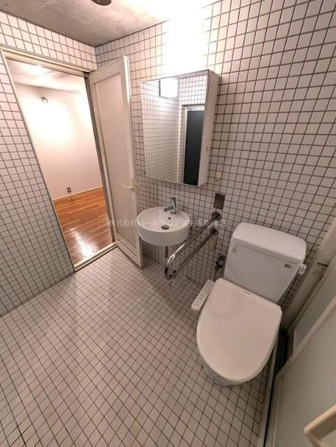 ラ・リベルタの洗面所|忙しい朝には欠かせない洗面所です