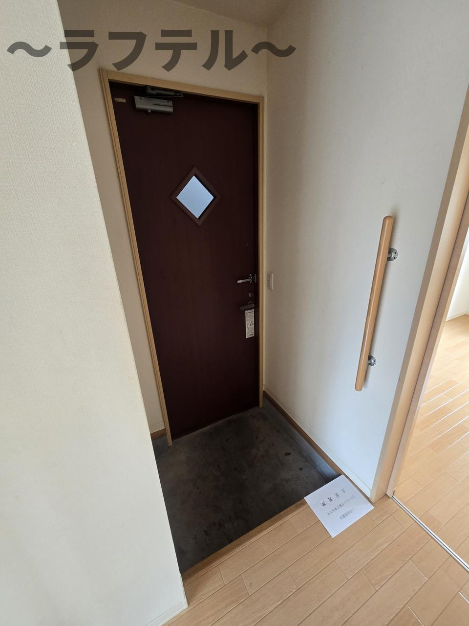 グローリエの玄関