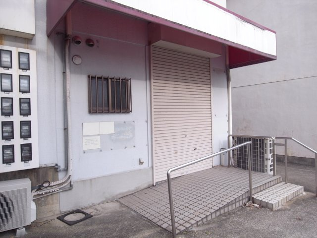 宝塚市御所の前町の店舗事務所