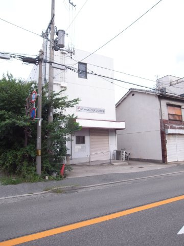 宝塚市御所の前町の店舗事務所