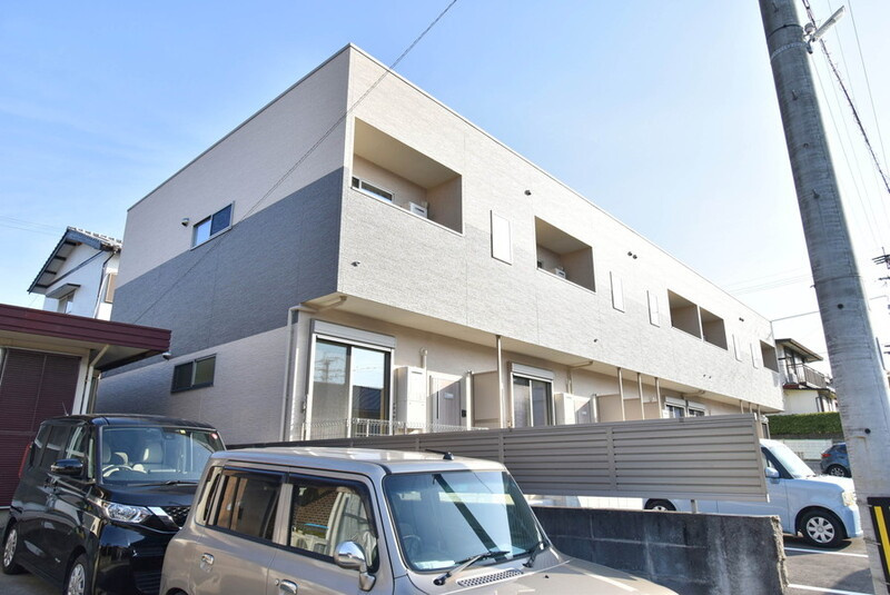 エスカレント広川