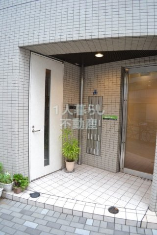 【エントランス】