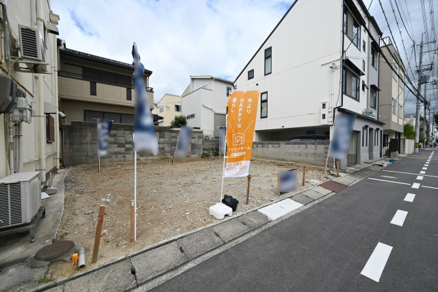 箕面市桜ケ丘1丁目売り土地の外観|ロードサイド沿いなので、店舗や事務所用地としてもご利用頂けます。