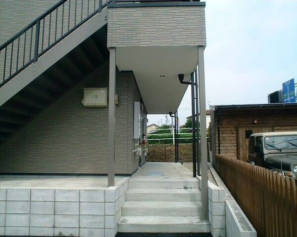 STEP1のエントランス