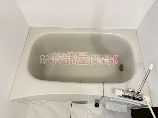 ロジュマン エストの浴室|きれいなお風呂です