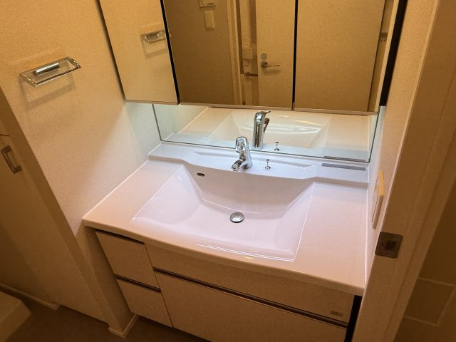 アトラス中野中央の洗面所|同建物別室参考写真