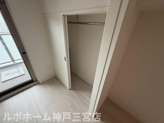 セレニテ神戸駅前アリエの収納
