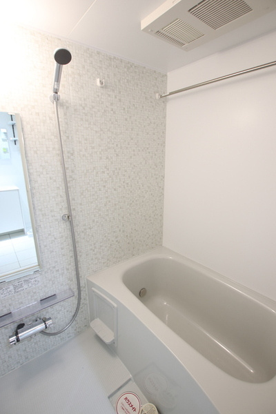 Ｒｅｖｅ　Ｒｅｓｉｄｅｎｃｅ　駒込の浴室