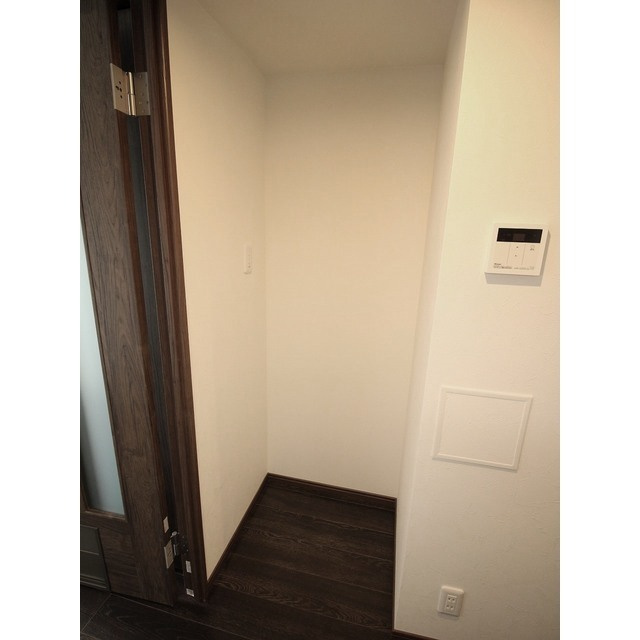 プレール・ドゥーク板橋本町Ⅲの玄関