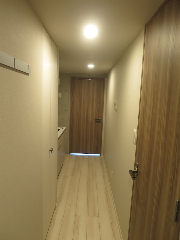 HY's r棚veの玄関