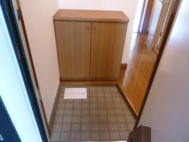 シャトレーイーストの玄関
