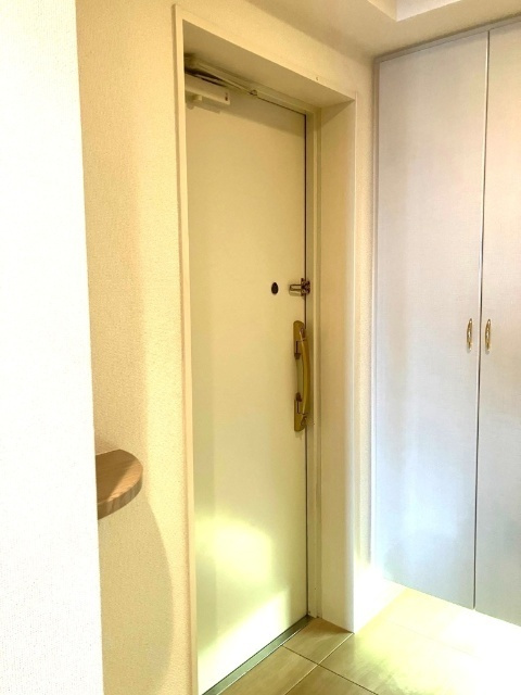 ライオンズヒルズ田端不動坂の玄関
