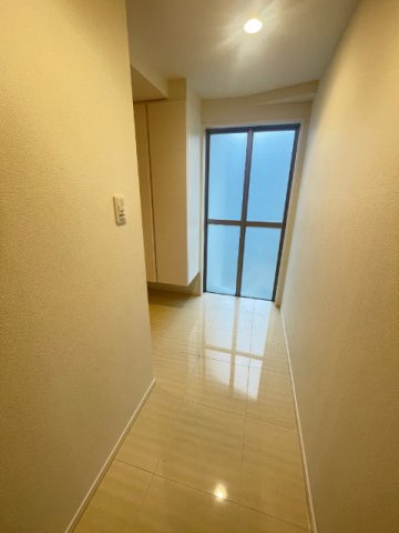 オークスクエア本郷の玄関