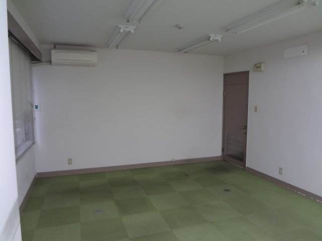 岡田ビル