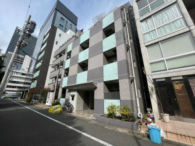 ラティス新橋の外観