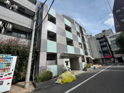 ラティス新橋の外観