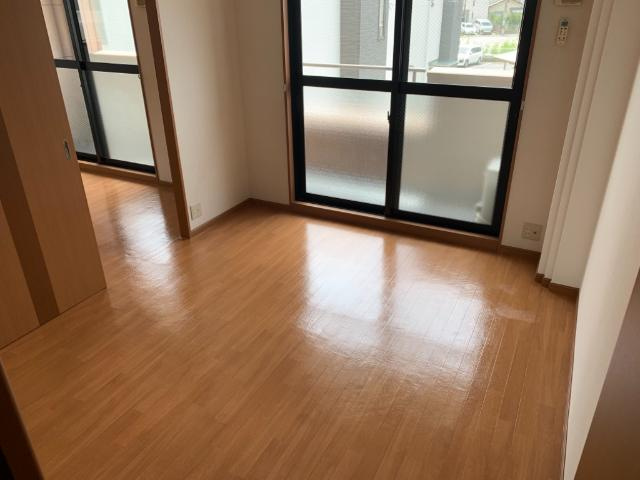 シャルム東野の内装|洋室