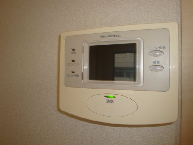 フォレストヴィラⅠの内装|カメラ付インターホン