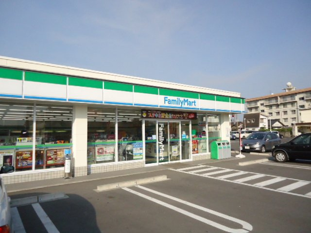 フルリールの周辺|ファミリーマート鹿屋寿三丁目店まで751ｍ