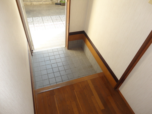竜田マンションの玄関