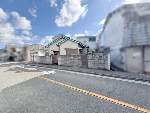 【前面道路含む現地写真】